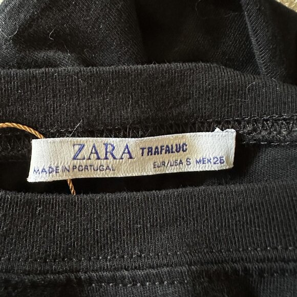 ZARA Trafaluc - Pearl Trim Graphic Crop Tshirt - S - Picture 3 of 4